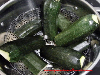 Courgettes à la vapeur