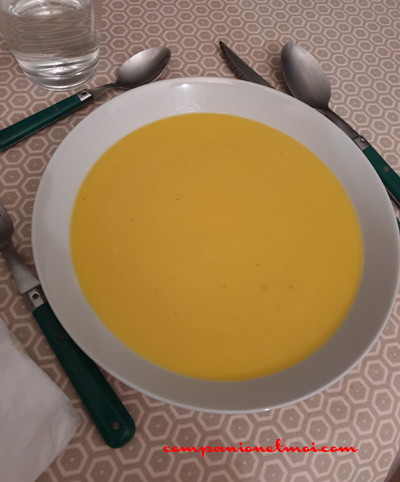 Velouté de légumes à la moutarde