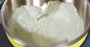 Crème au beurre à la meringue suisse